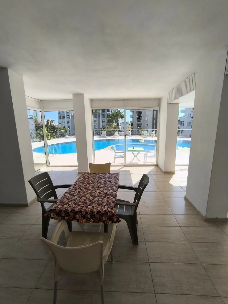 Alanya Avsallar Site İçınde Havuzlu Geniş Satılık 2+1
