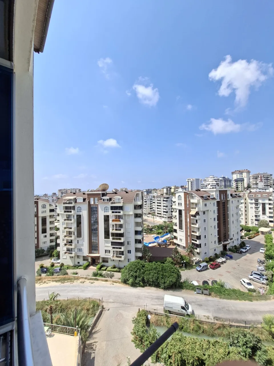 Alanya Avsallar Site İçınde Havuzlu Geniş Satılık 2+1