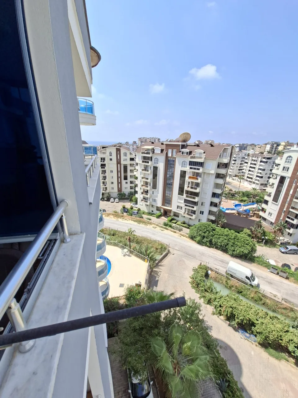 Alanya Avsallar Site İçınde Havuzlu Geniş Satılık 2+1